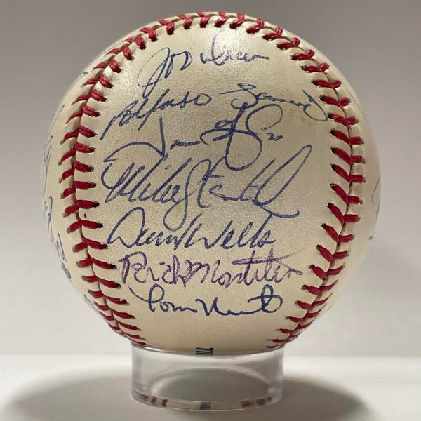 2002 New York Yankees Team Signed Baseball, 28 Signatures. PSA AH00340 Image 3