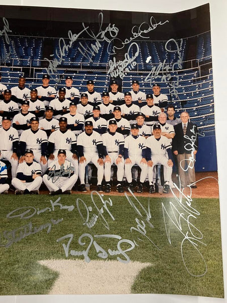 1996 NY Yankees Rare Team Signed 11x14 Photo. Auto JSA Image 4