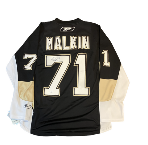 Evgeni Malkin Signed Pittsburgh Penguins Jersey. Auto JSA Image 1