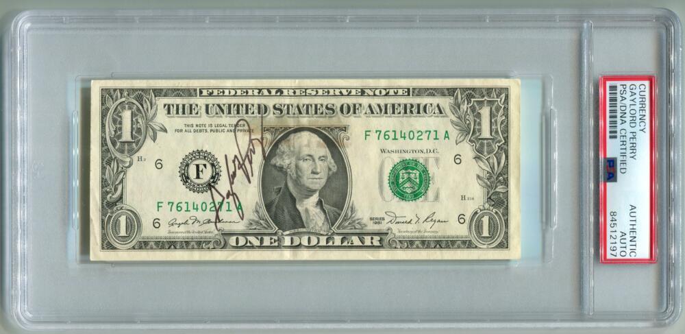 Gaylord Perry Signed $1 Dollar Bill Autograph. Auto PSA Image 1