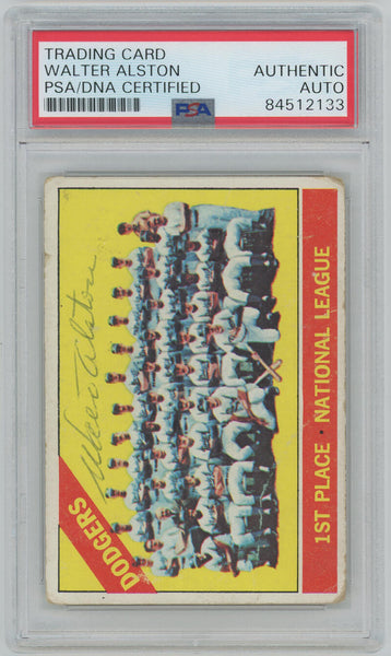 Walter Alston Los Angeles Dodgers 1959 Topps Signed Trading Card. PSA Auto Image 1