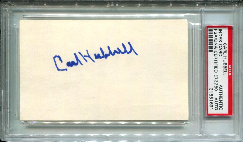 Carl Hubbell Signed Cut Card. Auto PSA 31561691 CS Image 1