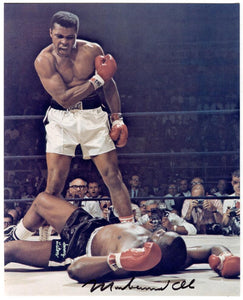 Muhammad Ali Signed 8x10 Photo Over Liston. Auto JSA 9 Image 1