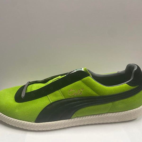 Pele Neon Green Limited Edition Puma Shoes. Size 14.  Image 1