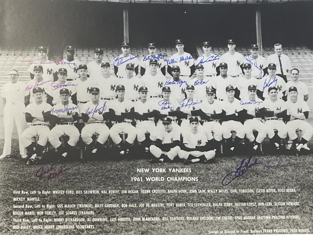 1961 NY Yankees Signed Team 16x20 Photo. Auto PSA  Image 1