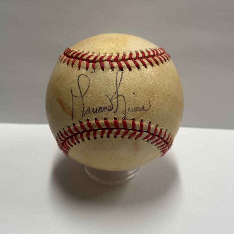 Mariano Rivera Single Signed Baseball. Auto JSA Image 1